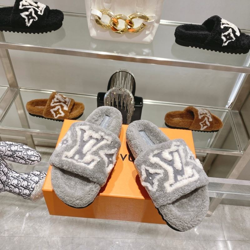 Louis Vuitton Slippers